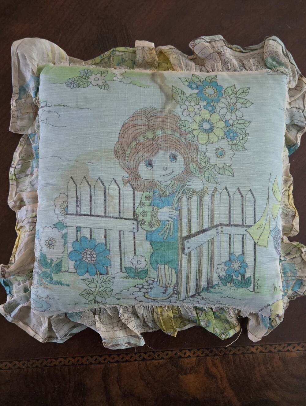 Vintage Floral Girl Decorative Throw Pillow